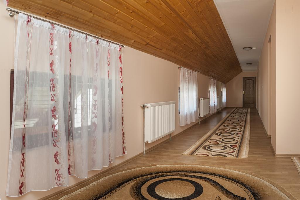 Pensiunea Radu Cisnădie Exteriér fotografie